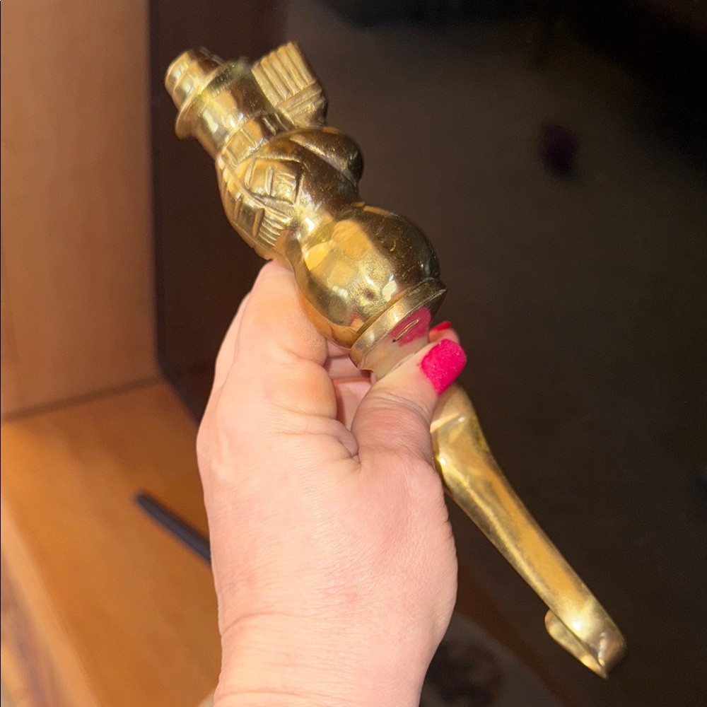 Brass Vintage Snowman Stocking Holder - Picture 7 of 11